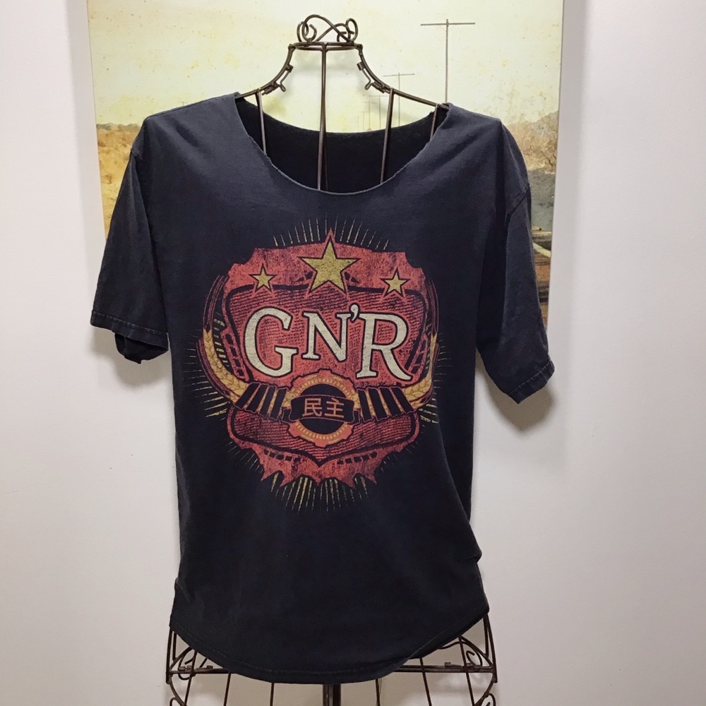 Guns N’ Roses Graphic Tee